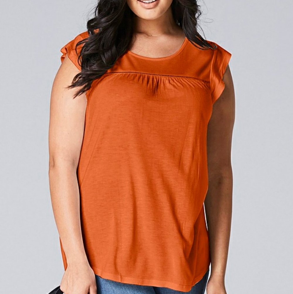 NWT 4X (28) CAPSULE TOP